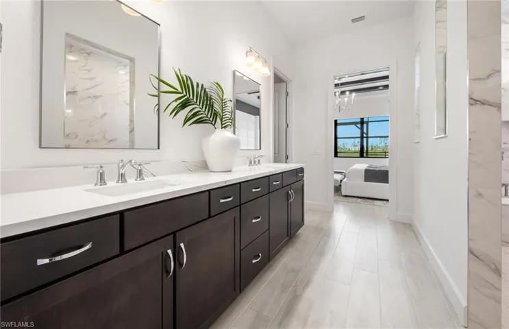 Interior photos are of a staged model home. Illustration purposes only.
