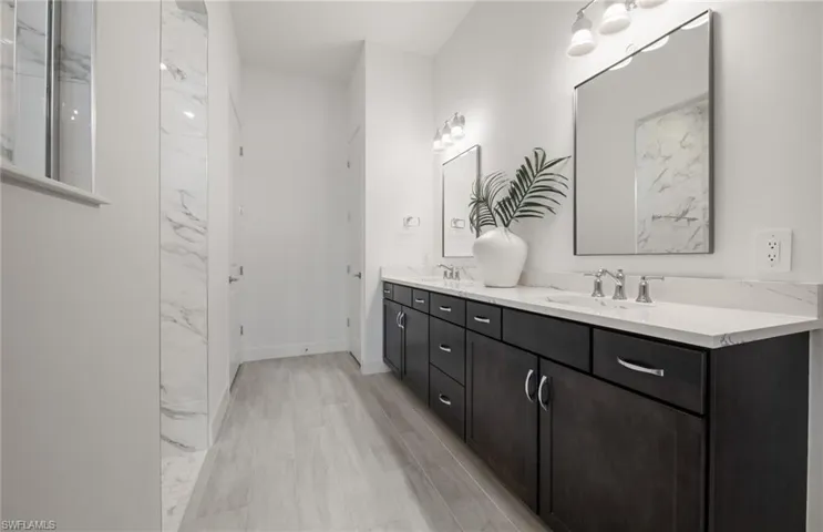 Interior photos are of a staged model home. Illustration purposes only.