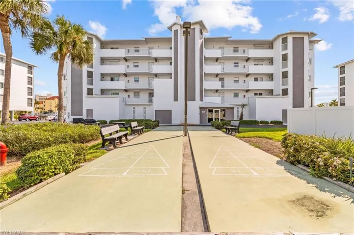 4591 Bay Beach Ln 393, Fort Myers Beach, Florida 33931