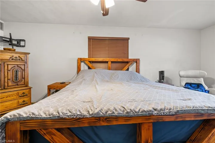 322  Broadview  DR, Fort Myers, FL 33905