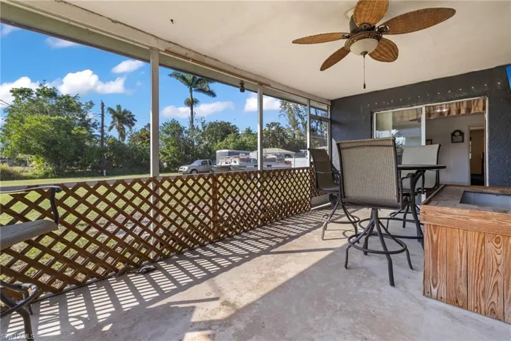 322  Broadview  DR, Fort Myers, FL 33905