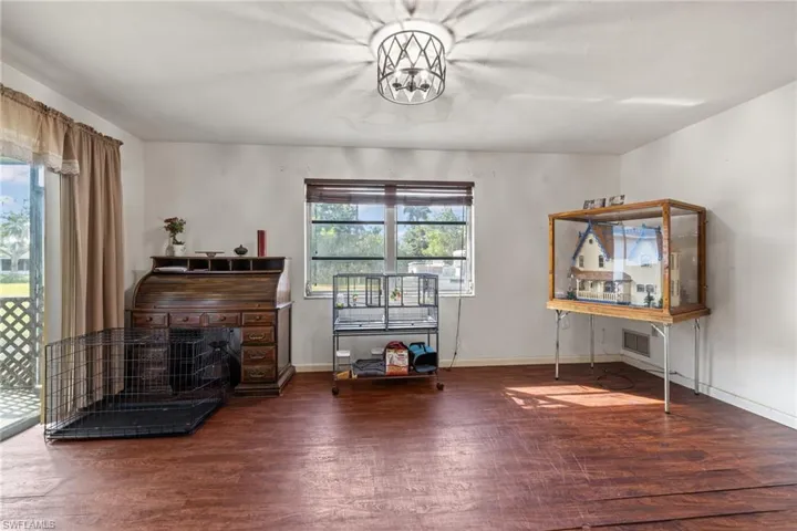 322  Broadview  DR, Fort Myers, FL 33905