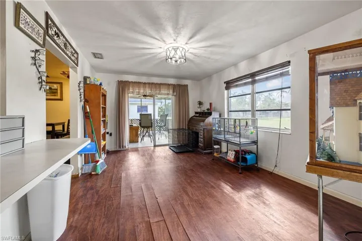 322  Broadview  DR, Fort Myers, FL 33905