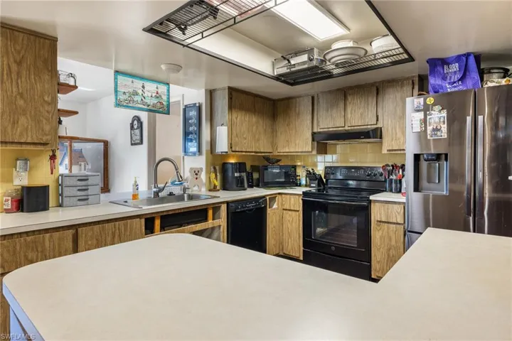 322  Broadview  DR, Fort Myers, FL 33905