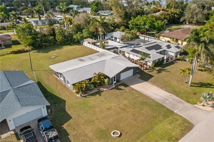 322  Broadview  DR, Fort Myers, FL 33905