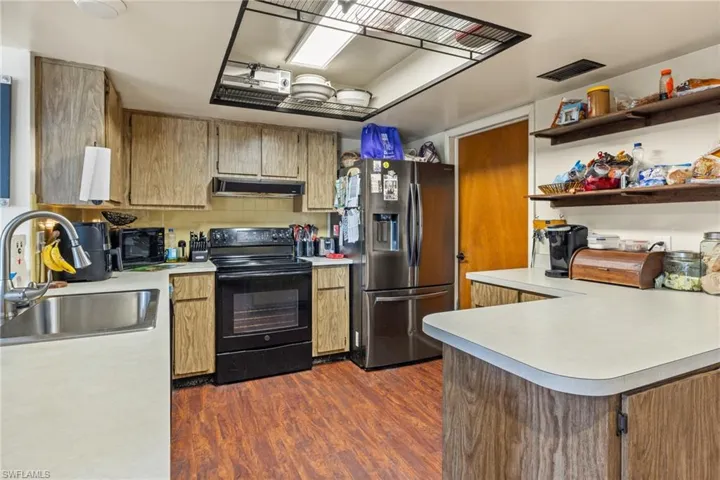322  Broadview  DR, Fort Myers, FL 33905
