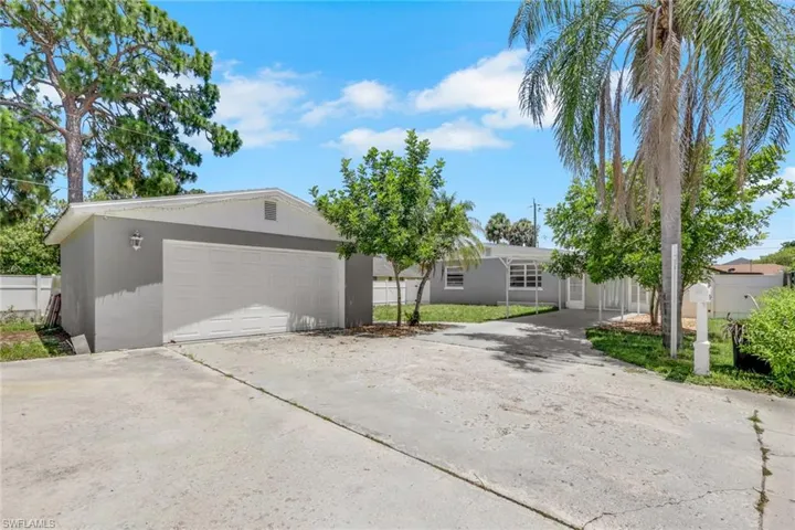 11360 Hunting Rd, Bonita Springs, Florida 34135