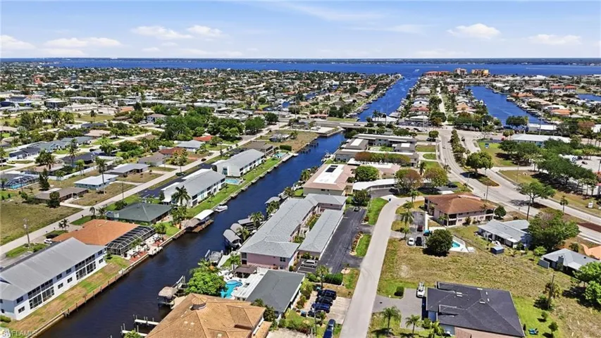 1333 Se 40th Ter 2a, Cape Coral, Florida 33904