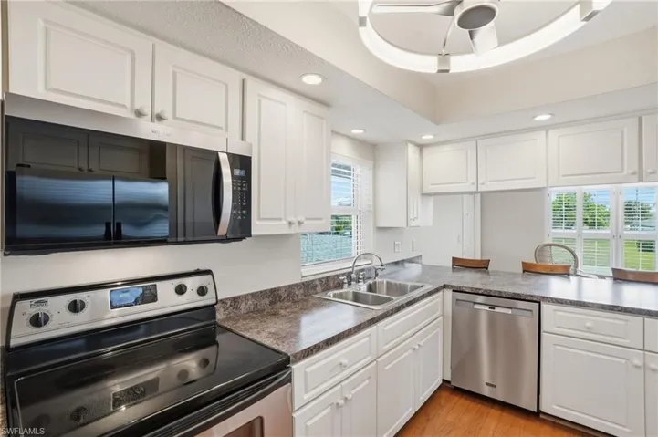 1333 Se 40th Ter 2a, Cape Coral, Florida 33904