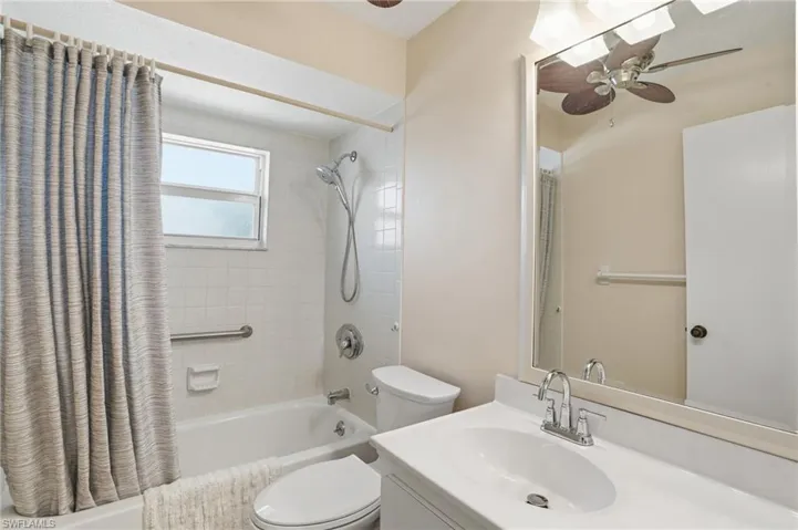 1333 Se 40th Ter 2a, Cape Coral, Florida 33904
