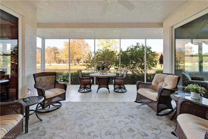 300  Wyndemere  WAY, Naples, FL 34105
