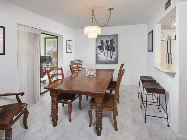 415 10th Ave S 7, Naples, Florida 34102
