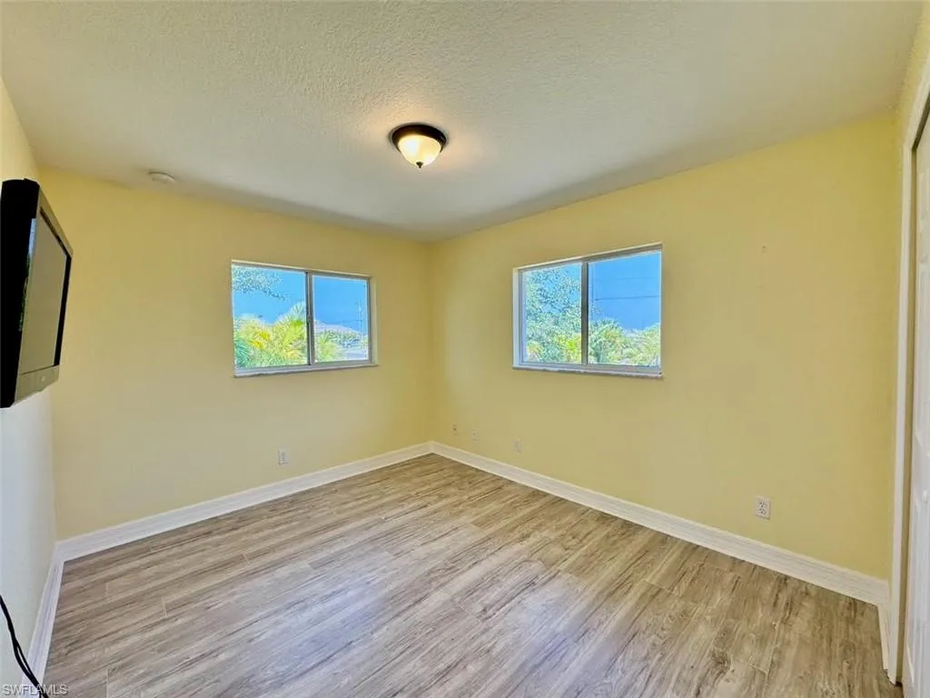 2830 41st PL, Cape Coral, FL 33993,224032480
