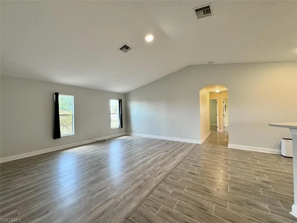 2830 41st PL, Cape Coral, FL 33993,224032480