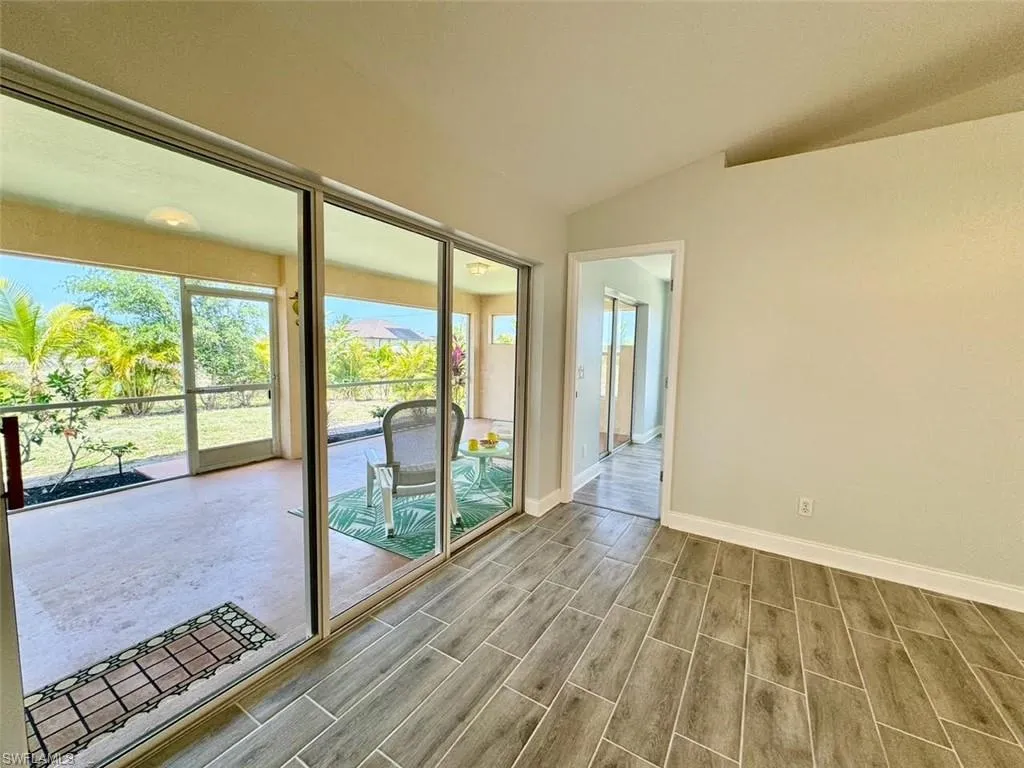 2830 41st PL, Cape Coral, FL 33993,224032480