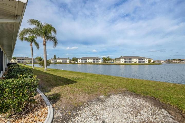 12450 SW Kingsway  CIR, Lake Suzy, FL 34269