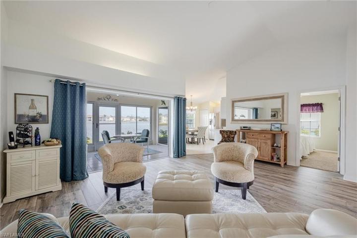 12450 SW Kingsway  CIR, Lake Suzy, FL 34269