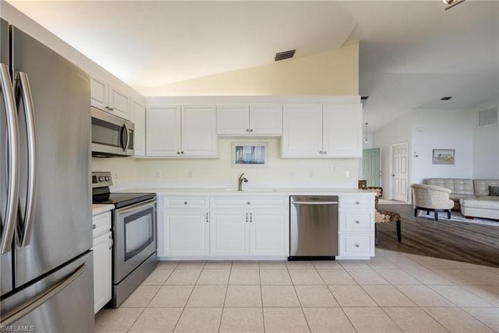 12450 SW Kingsway  CIR, Lake Suzy, FL 34269