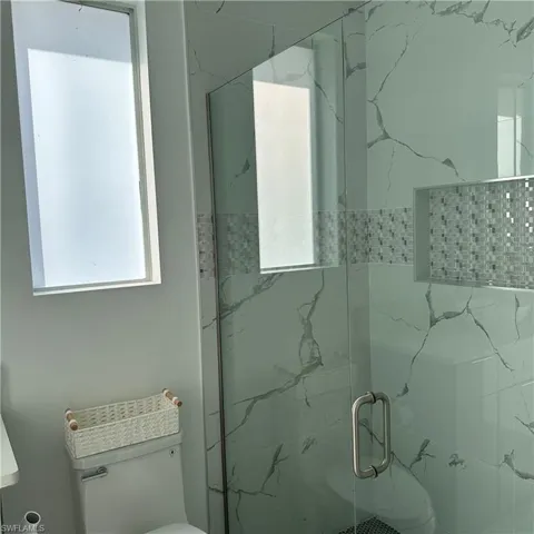 Guest full bath