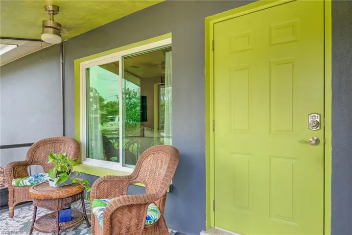 1877 Queen Ct, North Fort Myers Fl 33917