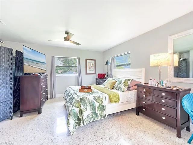 1877 Queen Ct, North Fort Myers Fl 33917