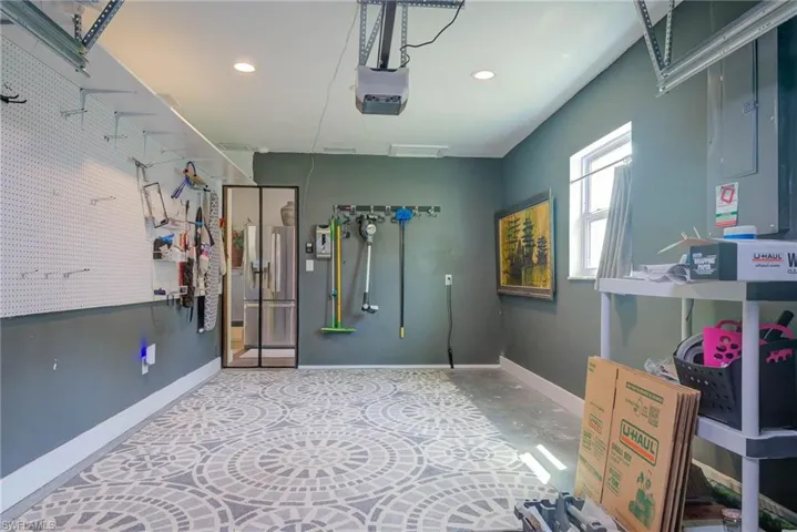 1877 Queen Ct, North Fort Myers Fl 33917