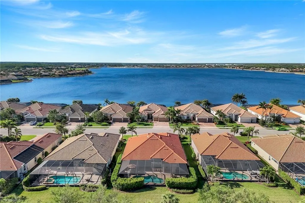 9282 Quarry DR, Naples, FL 34120,225034631