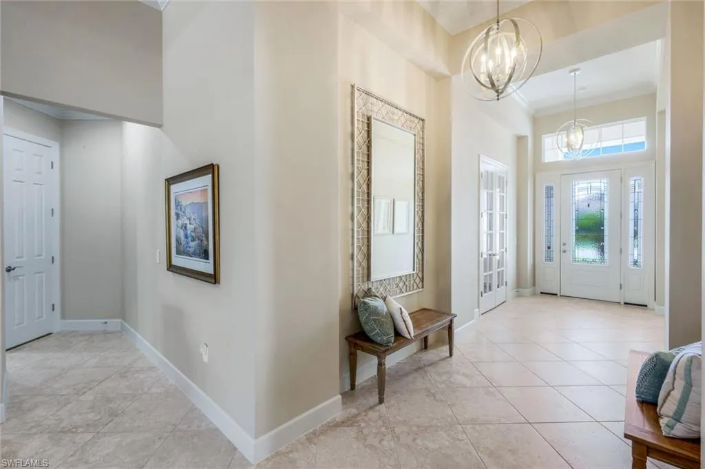 9282 Quarry DR, Naples, FL 34120,225034631