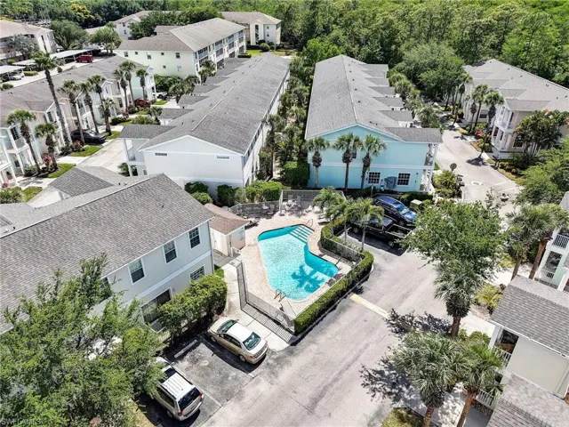 3289  Lindsey  LN, Naples, FL 34109