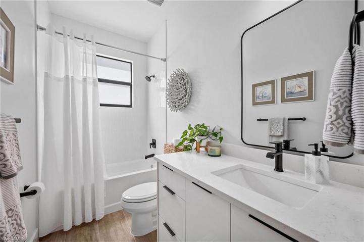 Main Bath