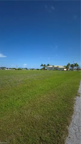 109 Nw 32nd Pl, Cape Coral, Florida 33993