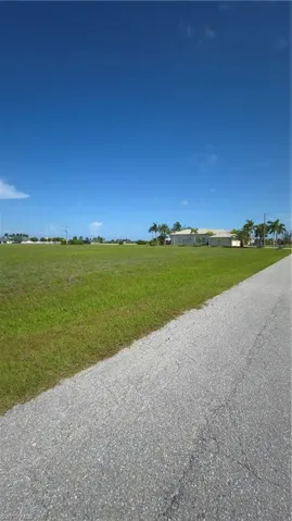 109 Nw 32nd Pl, Cape Coral, Florida 33993