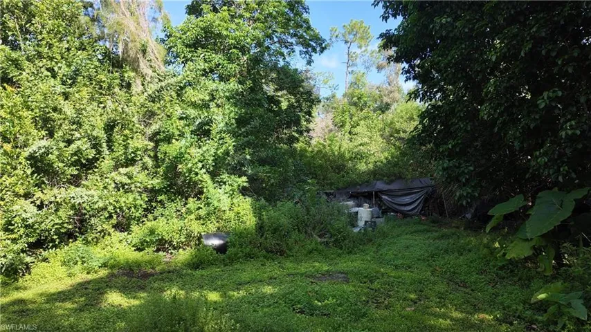 6969 Magnolia Ln, Fort Myers, Florida 33966