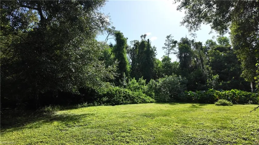 6969 Magnolia Ln, Fort Myers, Florida 33966