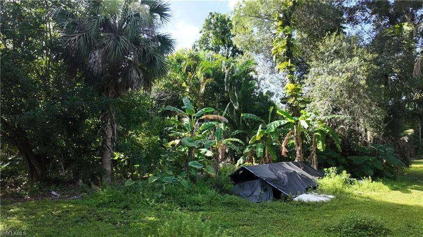 6969 Magnolia Ln, Fort Myers, Florida 33966