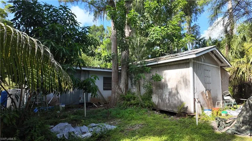 6969 Magnolia Ln, Fort Myers, Florida 33966