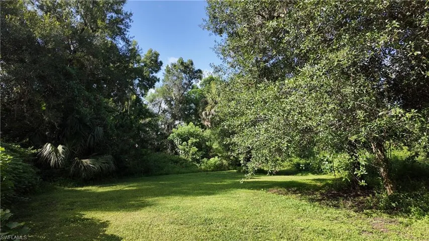 6969 Magnolia Ln, Fort Myers, Florida 33966