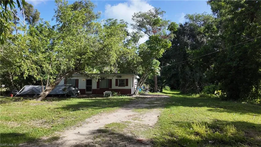6969 Magnolia Ln, Fort Myers, Florida 33966