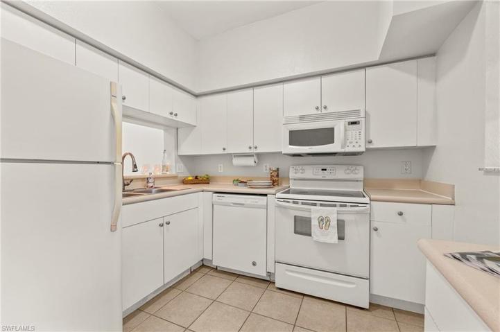 8407 Bernwood Cove LOOP # 504, FORT MYERS FL 33966