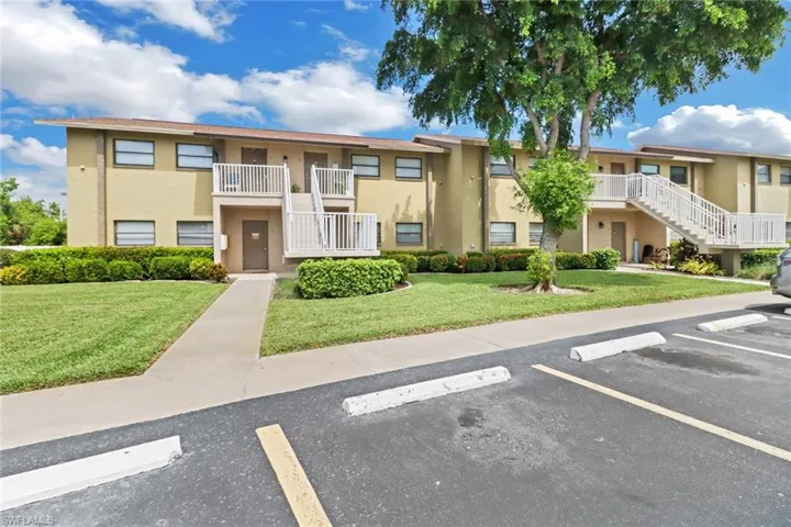 4781  Orange Grove  BLVD, North Fort Myers, FL 33903
