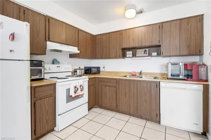 4781  Orange Grove  BLVD, North Fort Myers, FL 33903