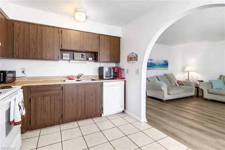 4781  Orange Grove  BLVD, North Fort Myers, FL 33903