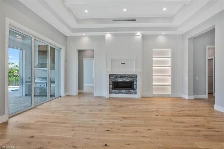 SHIPLAP IN CEILING & SURROUNDS FIREPLACE