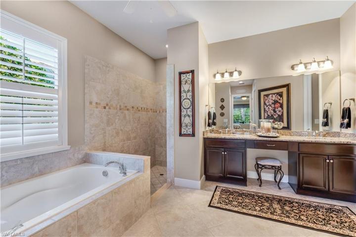 12132  Vicars  LN, Fort Myers, FL 33913