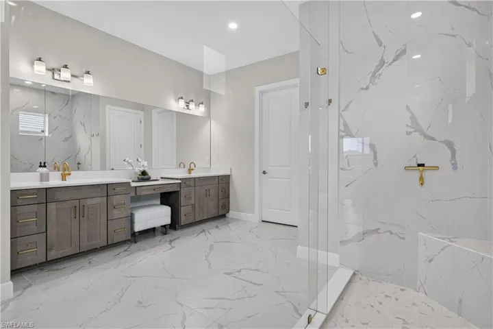18362 Terracina Dr, Fort Myers, Florida 33913