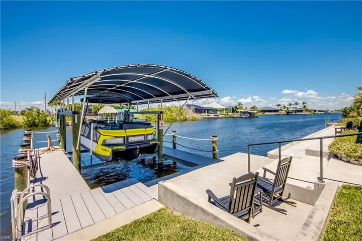 Boat Dock W/Covered Canopy & 10,000 LB Lift
