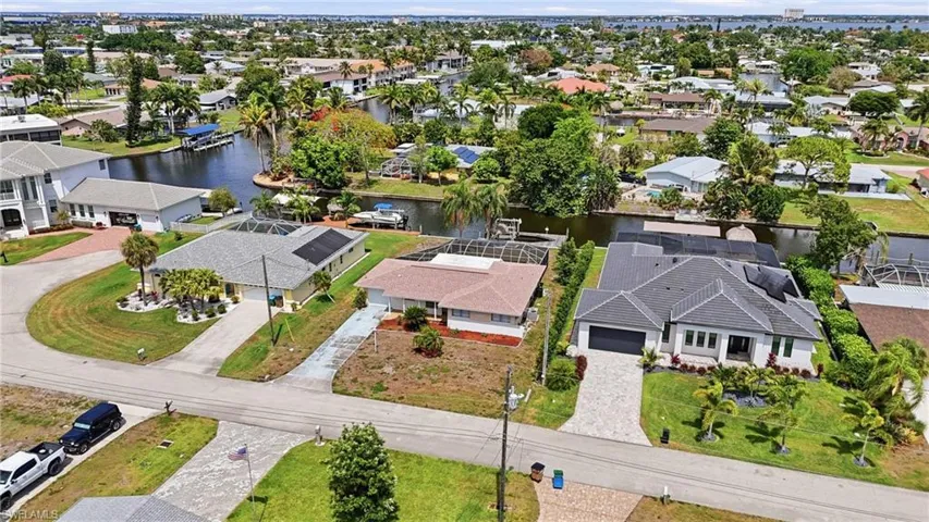 5117  Rutland  CT, Cape Coral, FL 33904