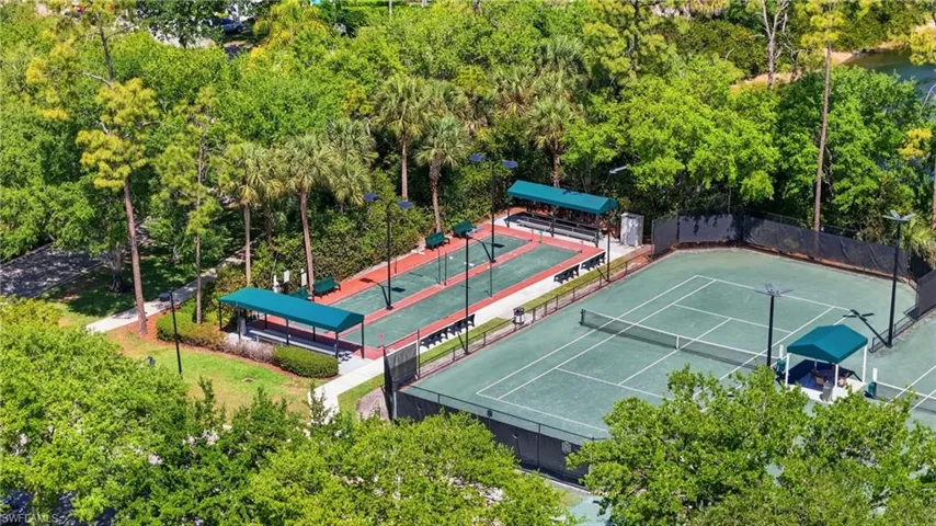 Lighted tennis and pickleball courts as part of Carlton Lakes’ amenity package