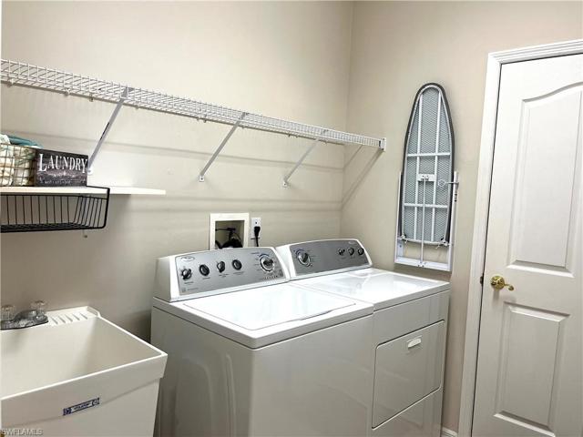 13001  Silver Bay  CT, Fort Myers, FL 33913