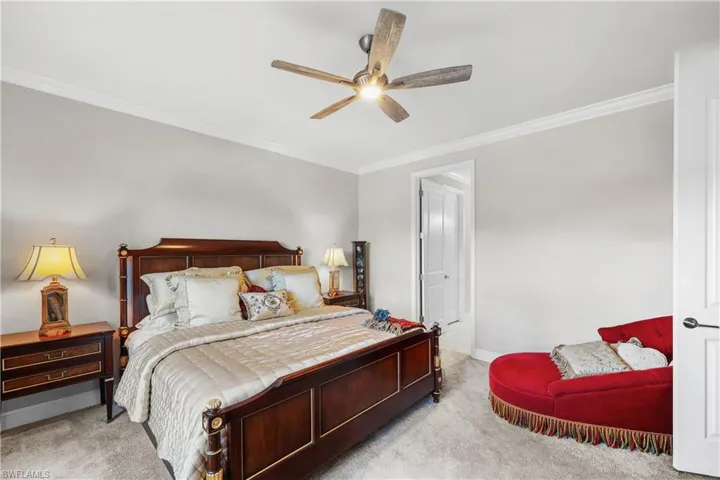 2302  Marquesa  CIR, Naples, FL 34112